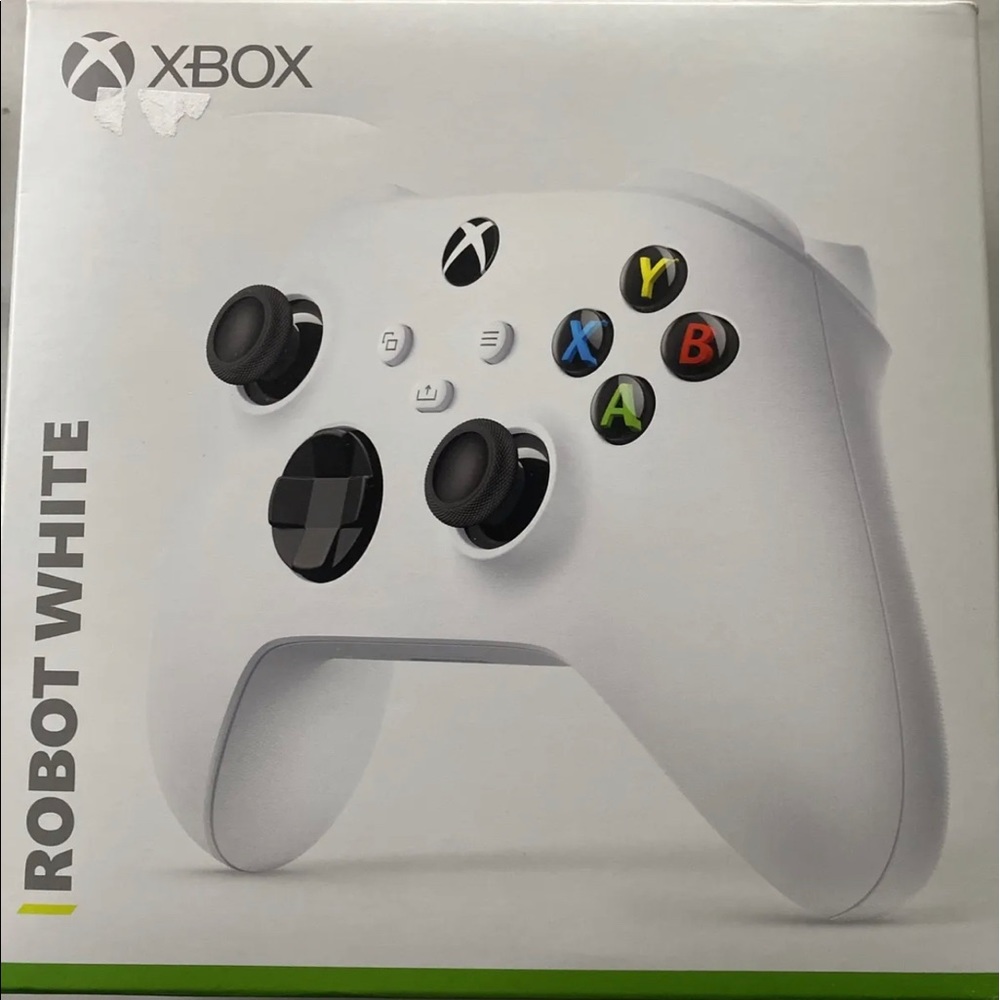 New Microsoft Wireless Controller for Xbox Series X/S White.